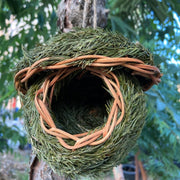 Hand-Woven Bird House Natural Grass Bird Nest Shelter Hut Small Bird Hideaway Outside Sparrows Hanging Parrot Nest Houses Pet B BATACHARLY